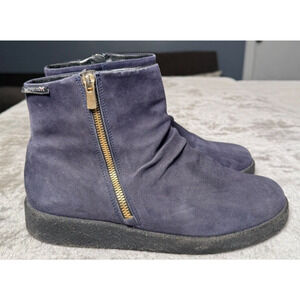 Mephisto Cassandra Navy Blue Suede Booties Ankle Boots Gold Zipper Womens 7.5